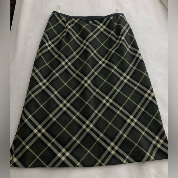 Burberry London Green/Black/Neutral  Plaid A-Line Skirt - Picture 1 of 10